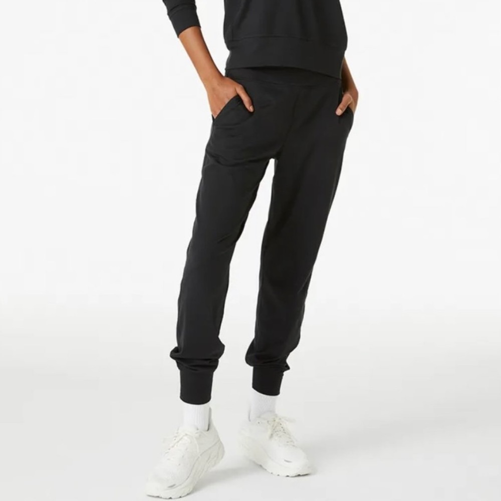Outdoor Voices Soft Cotton Joggers L but fits like M